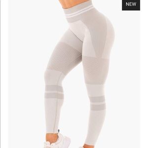 NWT grey Ryderwear leggings straight from 🇦🇺